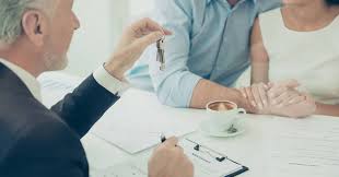 Carpet Cleaning Requirements in Brisbane Rentals: What Real Estate Agents Look For